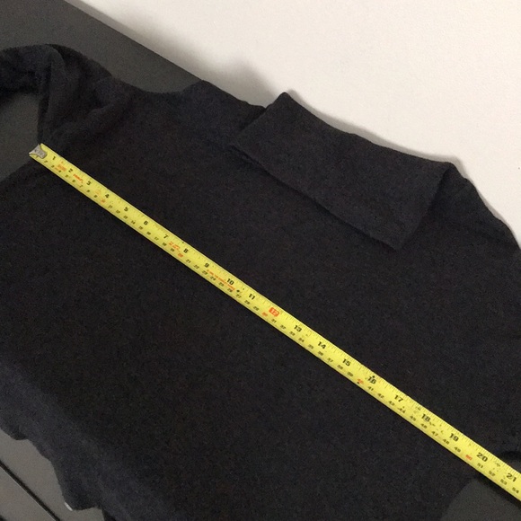 Aritzia Community Allora Turtleneck Boxy Sweater Charcoal Grey - Picture 10 of 11